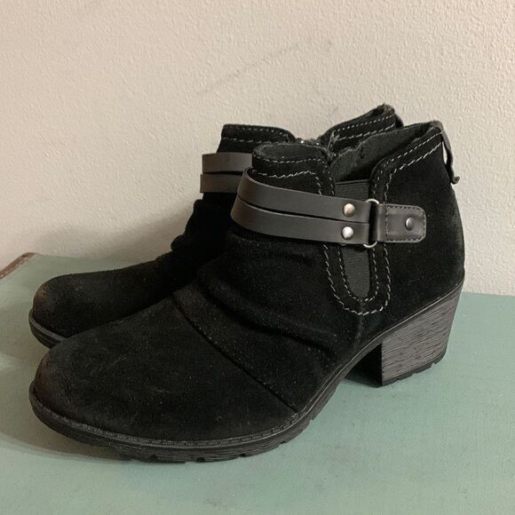 Earth Origins Odel Black suede boots. Distressed comfort booties‎ - Picture 1 of 8